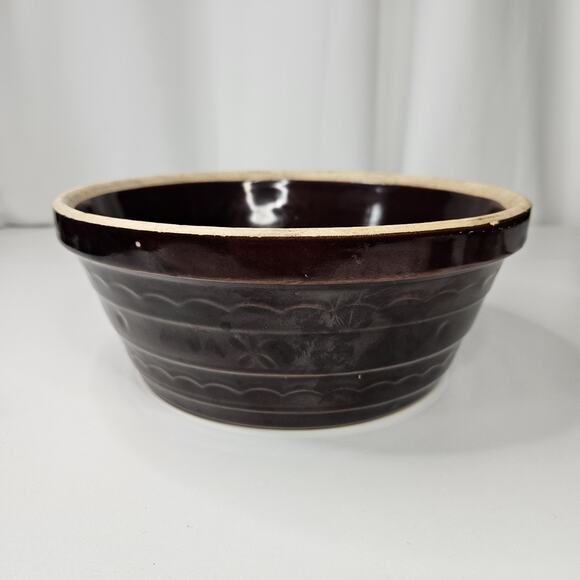 Vintage Marcrest Brown Glazed Daisy & Dot 9.5" Stoneware Mixing Serving Bowl - Picture 1 of 9